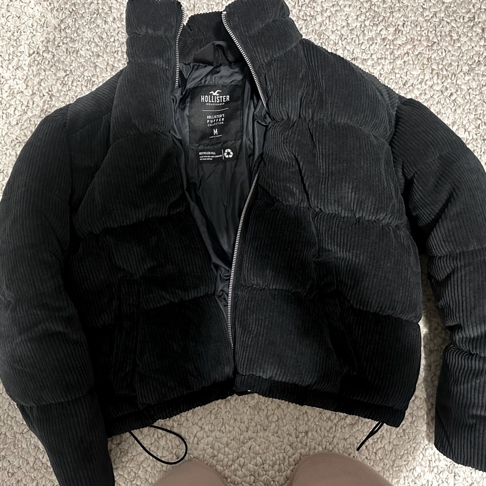 Hollister ultimate puffer jacket